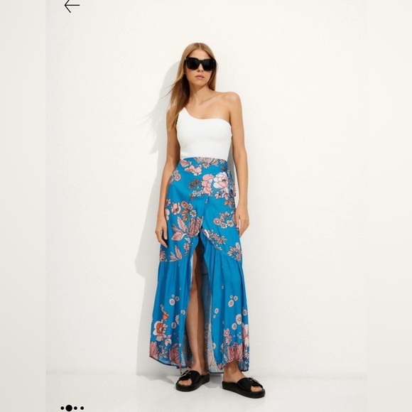 Maaji Autumn Convertible Maxi Skirt in the "Floret" floral print. - Picture 3 of 13